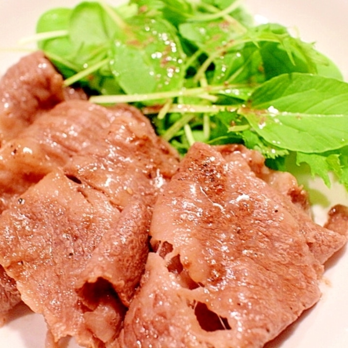 野菜も美味しい!薄切り和牛と醗酵バターレモンソース